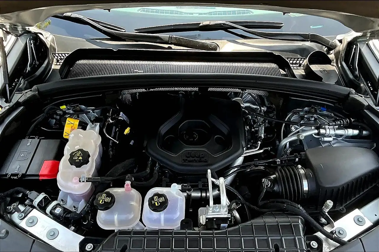 Jeep Grand Cherokee - Image 9