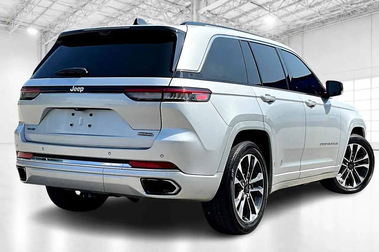 Jeep Grand Cherokee - Image 2