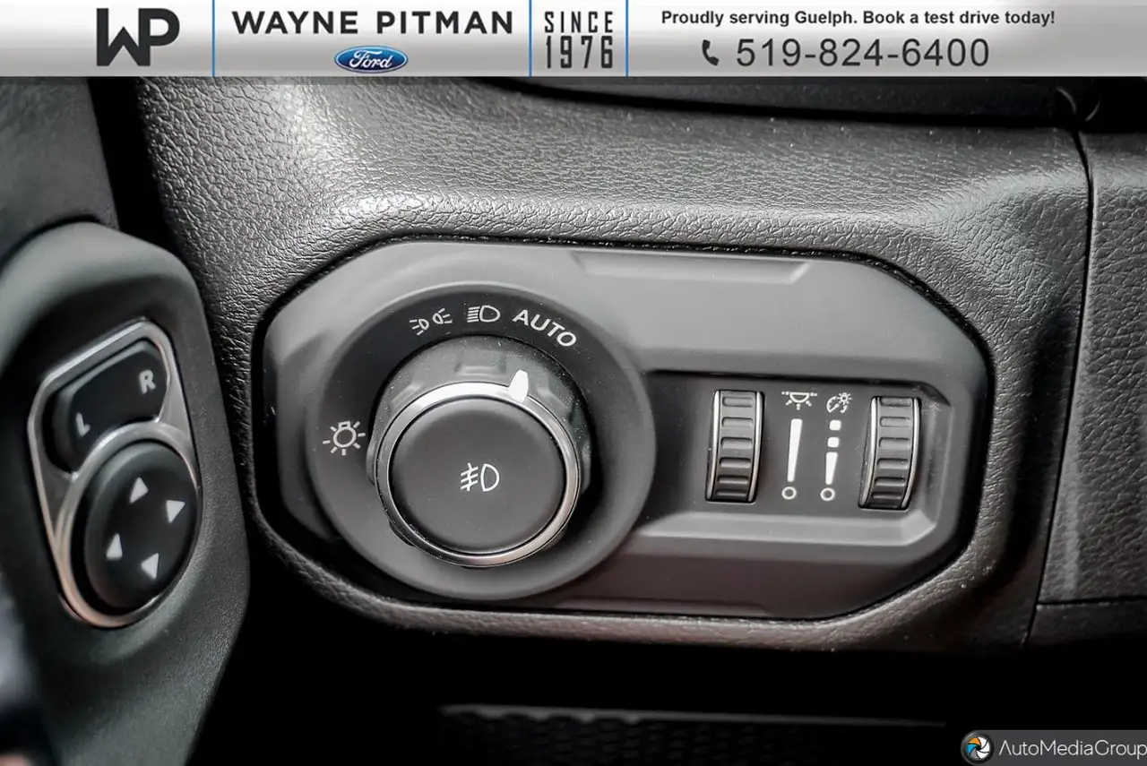 Jeep Wrangler - Image 17