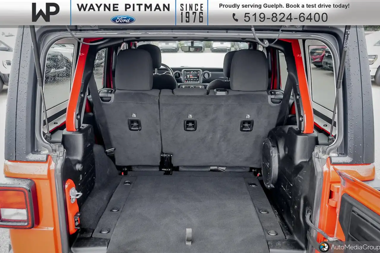 Jeep Wrangler - Image 12