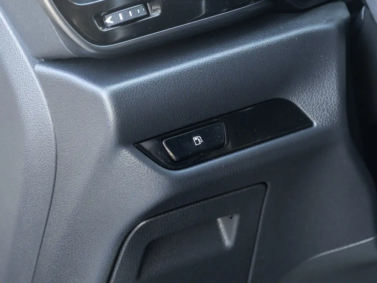 Lexus NX - Image 16