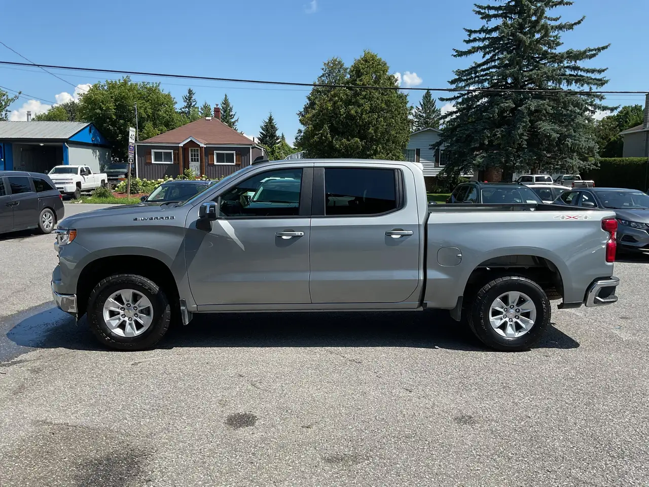 Chevrolet Silverado 1500 - Image 3