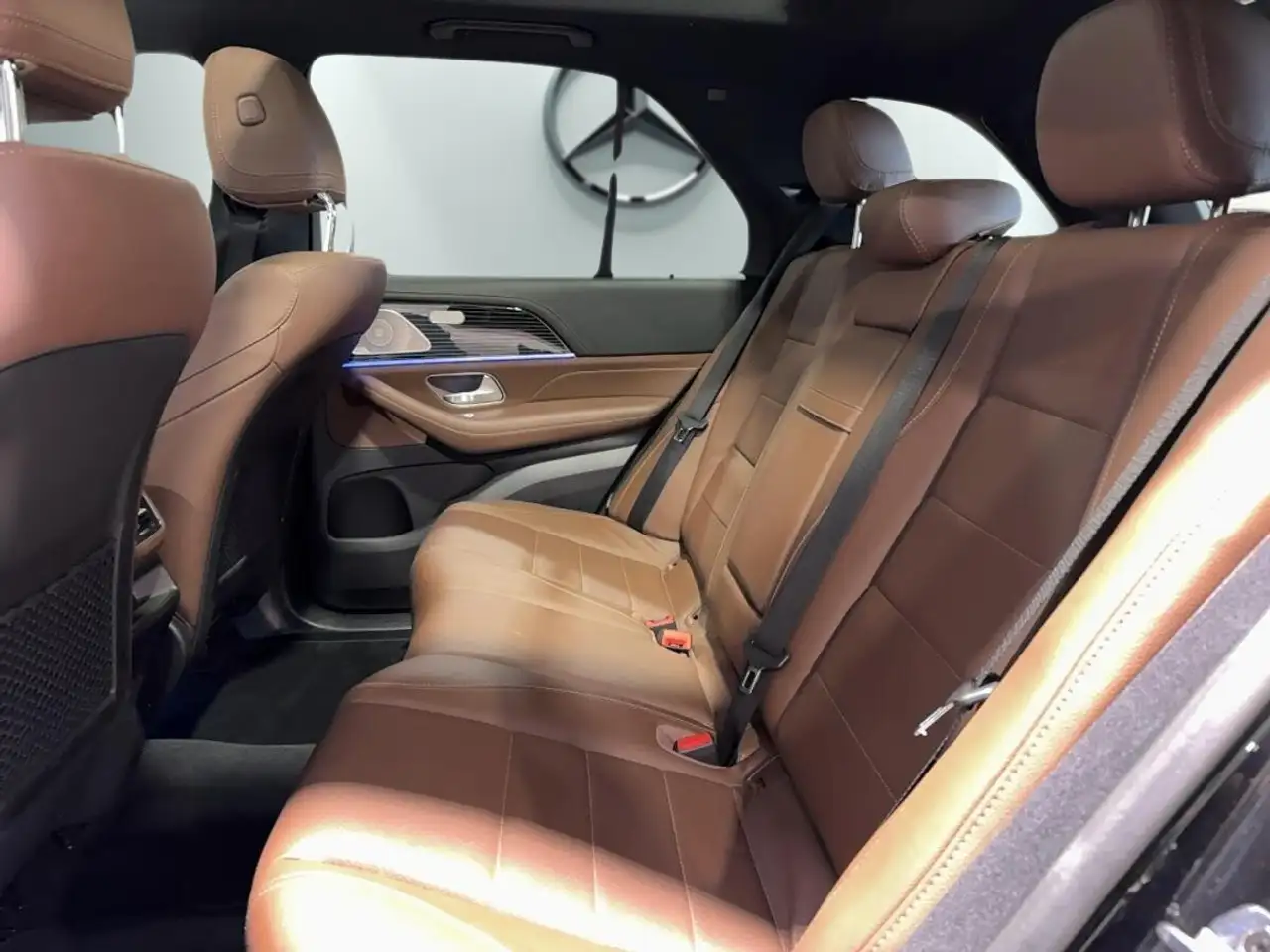 Mercedes-Benz GLE - Image 15