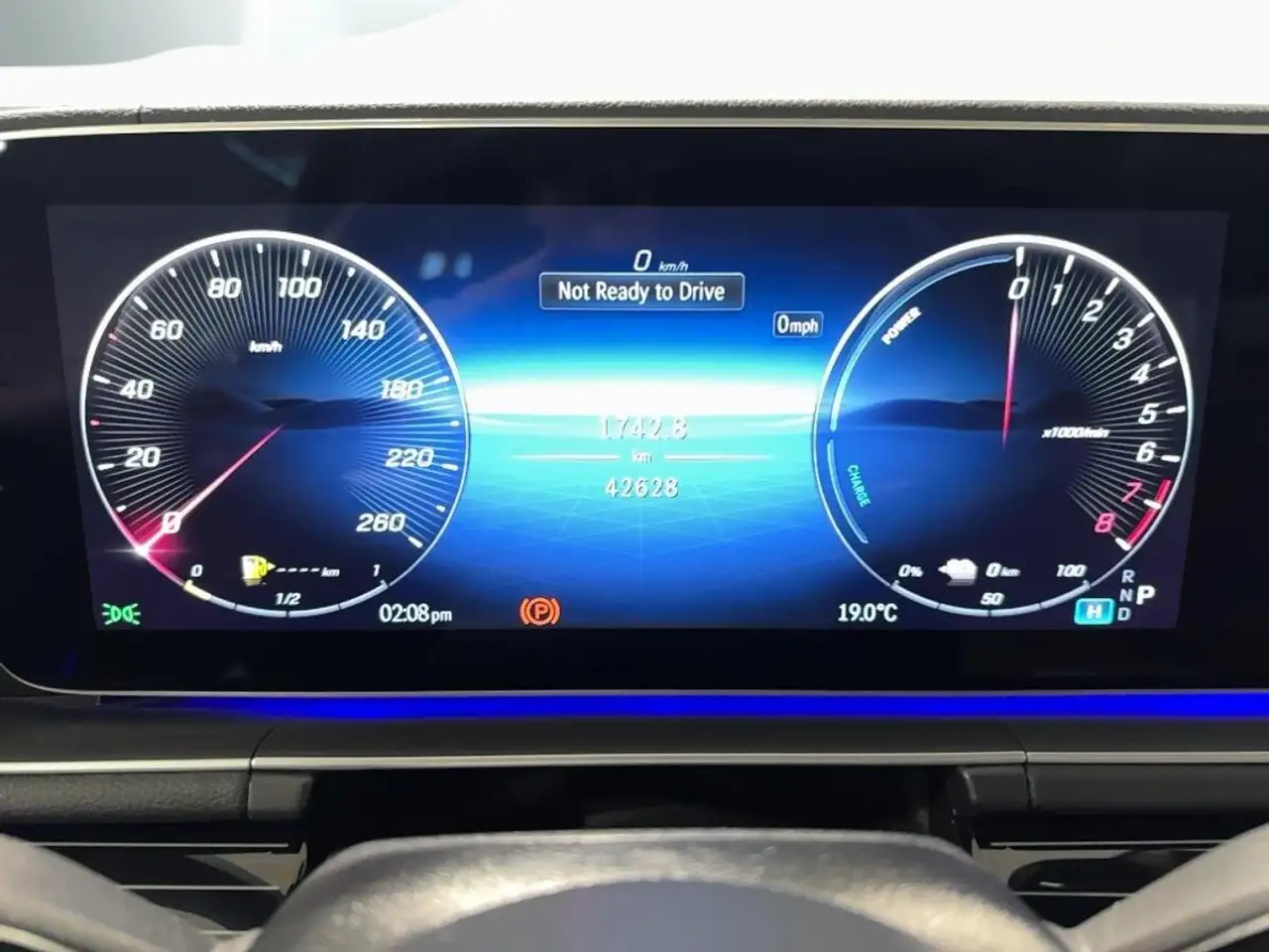 Mercedes-Benz GLE - Image 12