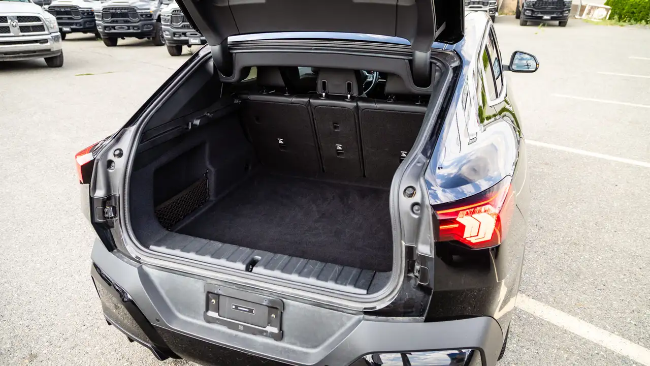 BMW X2 - Image 11
