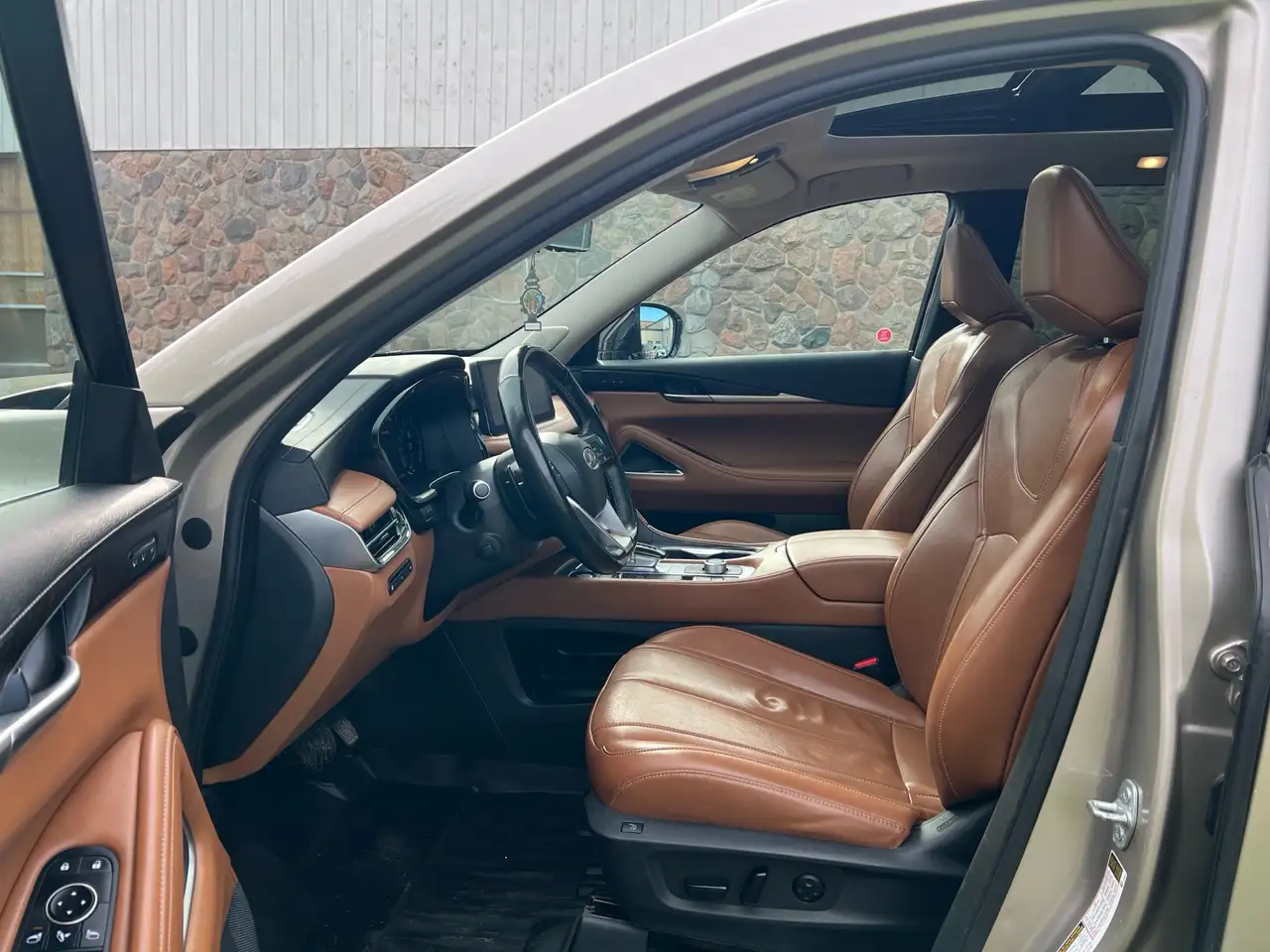 Infiniti QX60 - Image 10