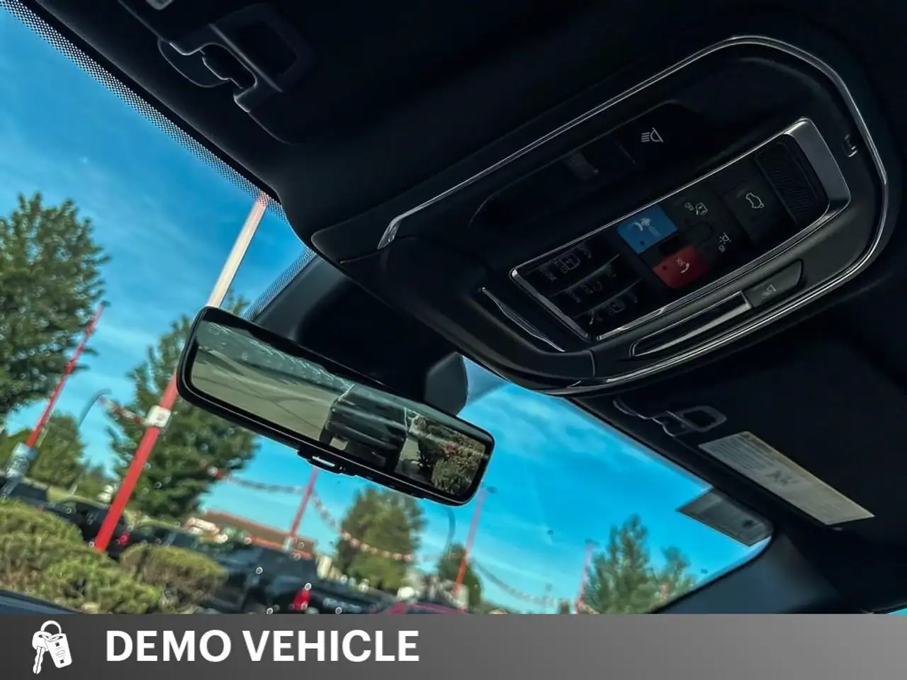 Jeep Grand Cherokee - Image 18