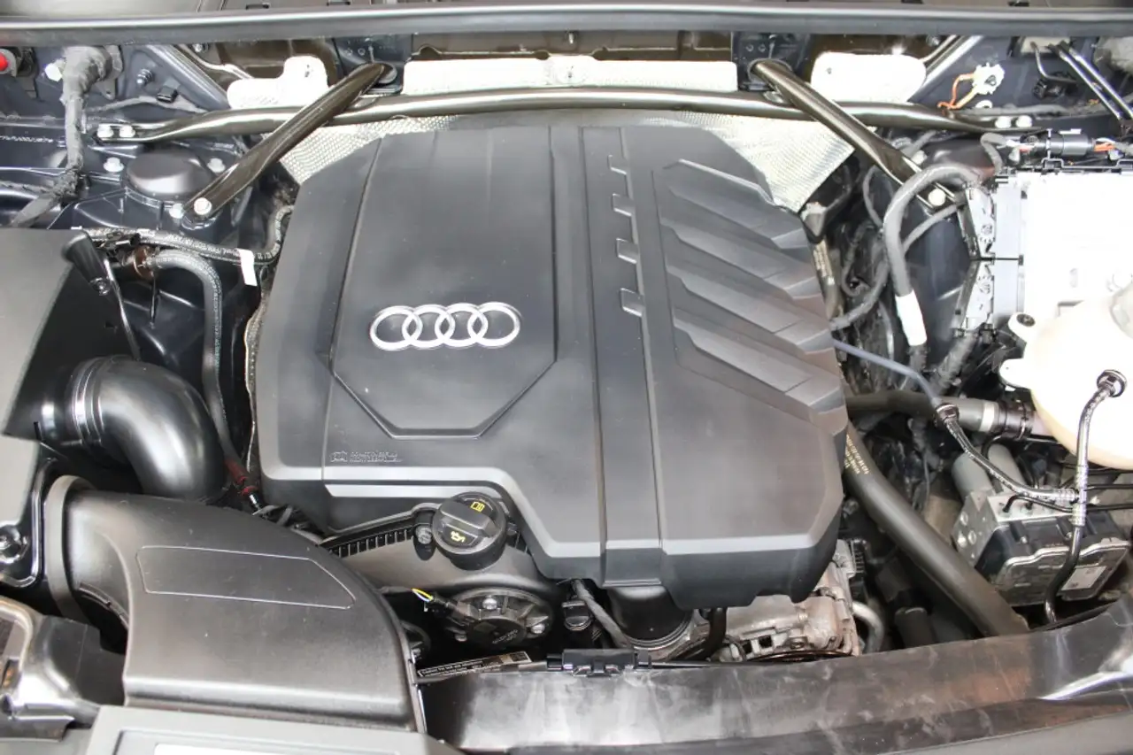 Audi Q5 - Image 9