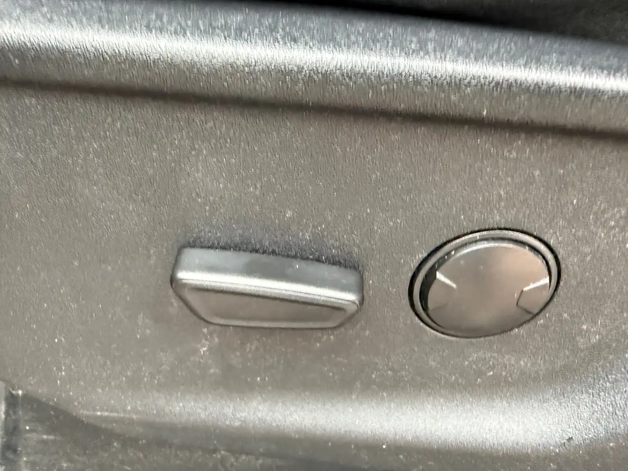 Ford F-150 - Image 19