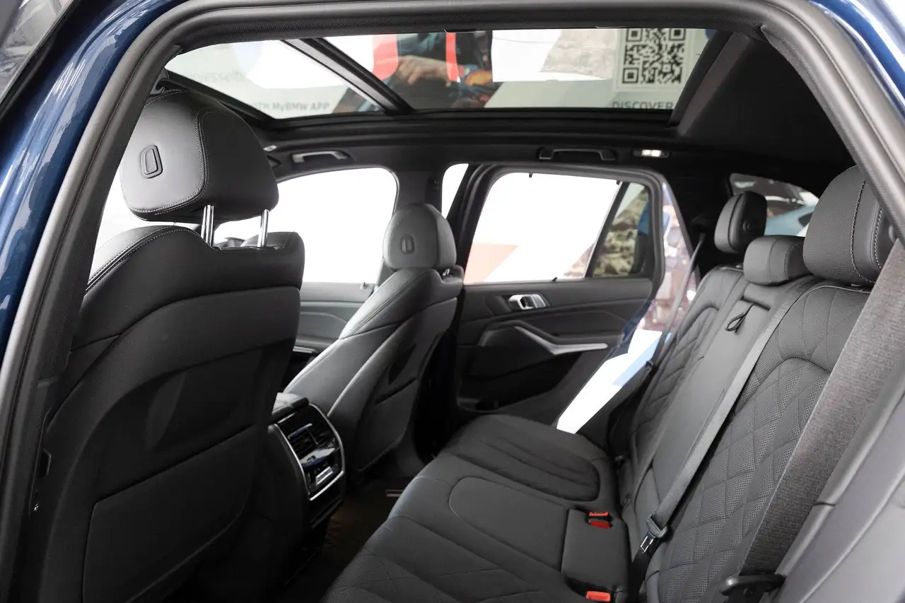 BMW X5 - Image 12