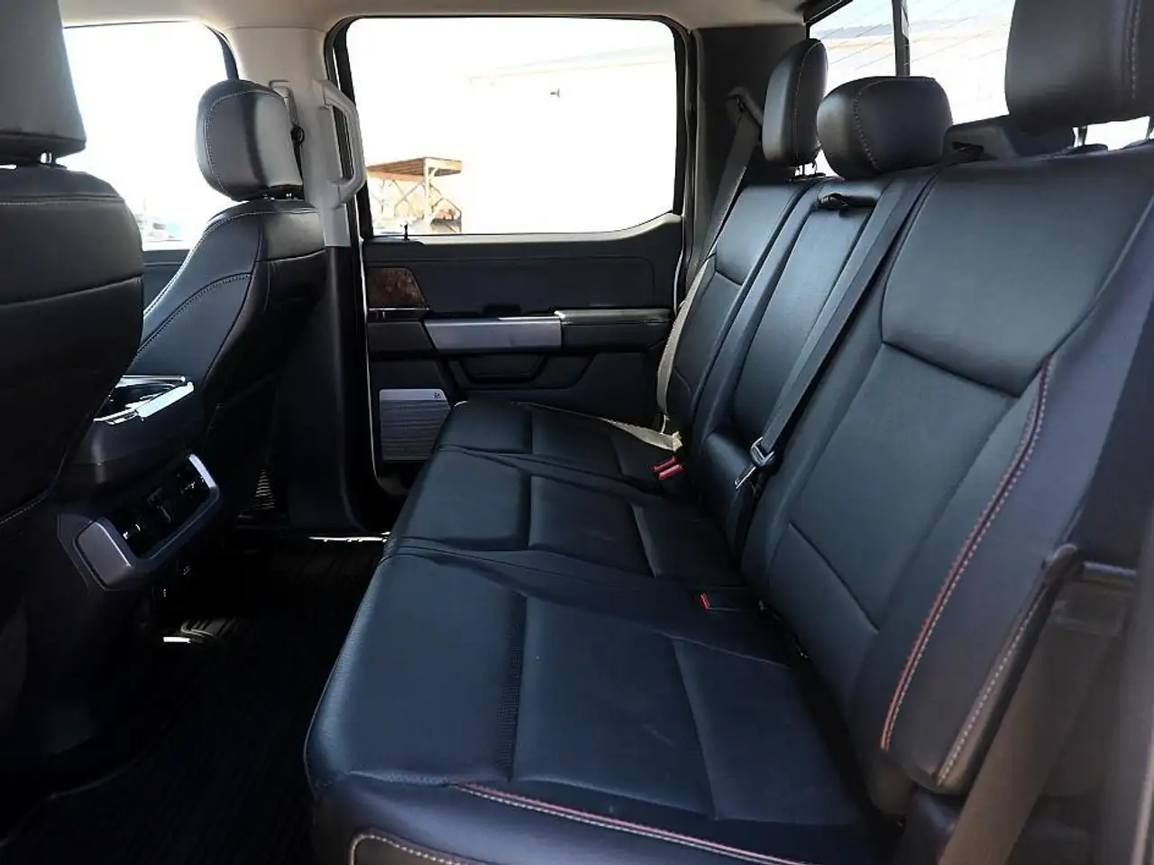 Ford F-150 - Image 13