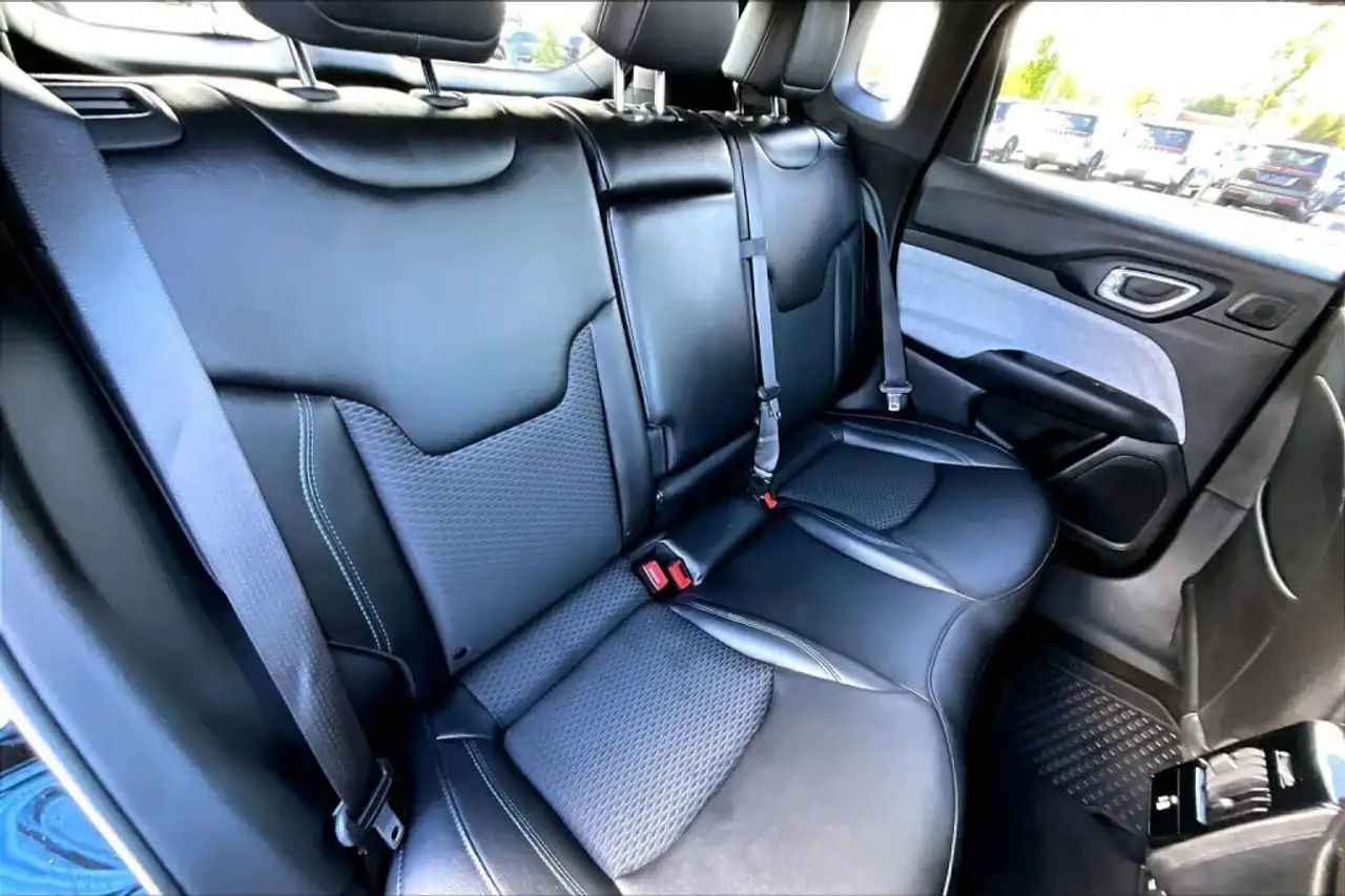 Jeep Compass - Image 27