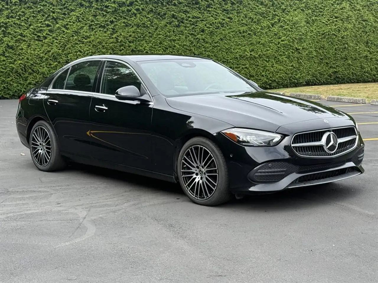 Mercedes-Benz C-Class - Image 19
