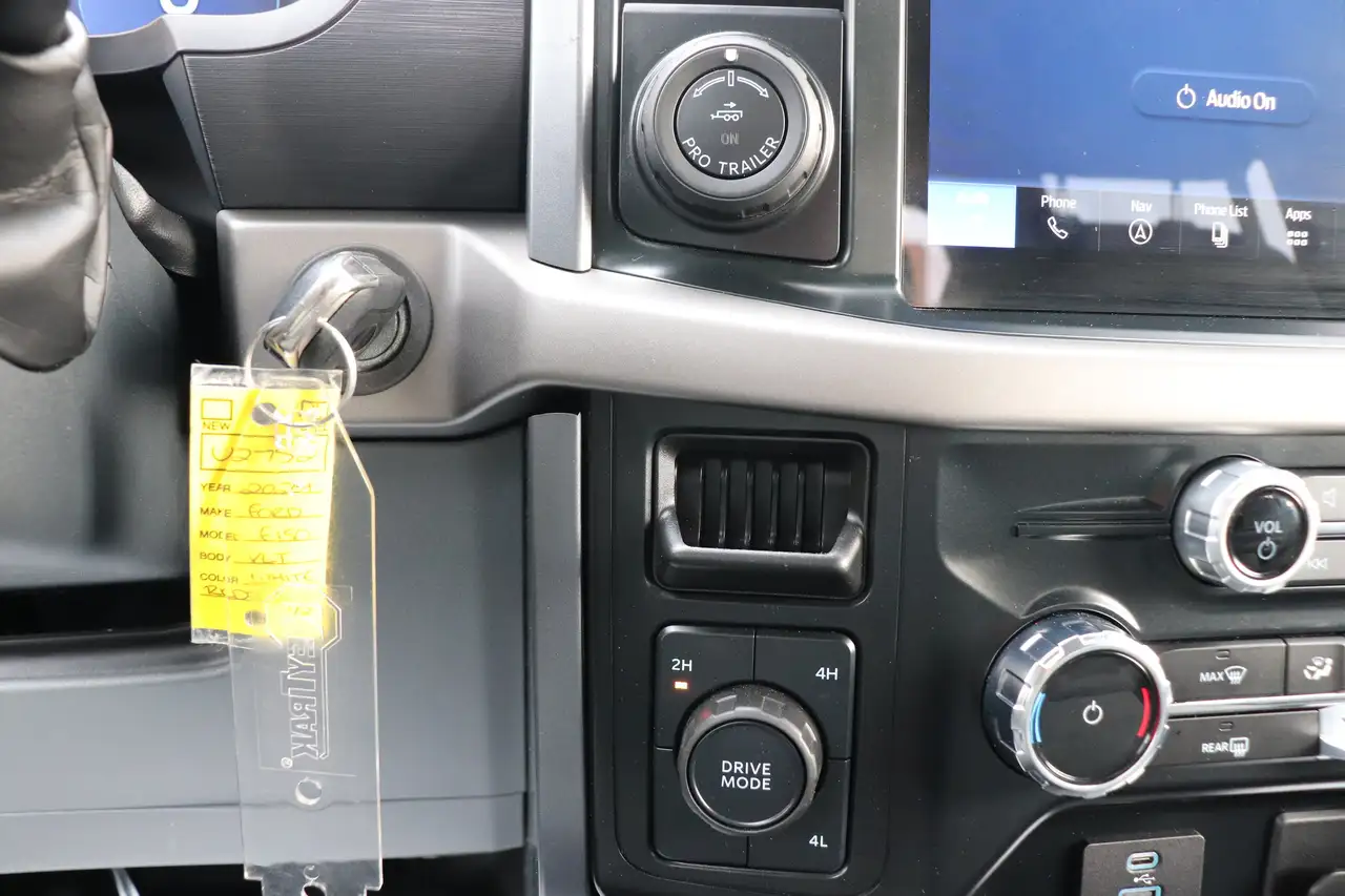 Ford F-150 - Image 12