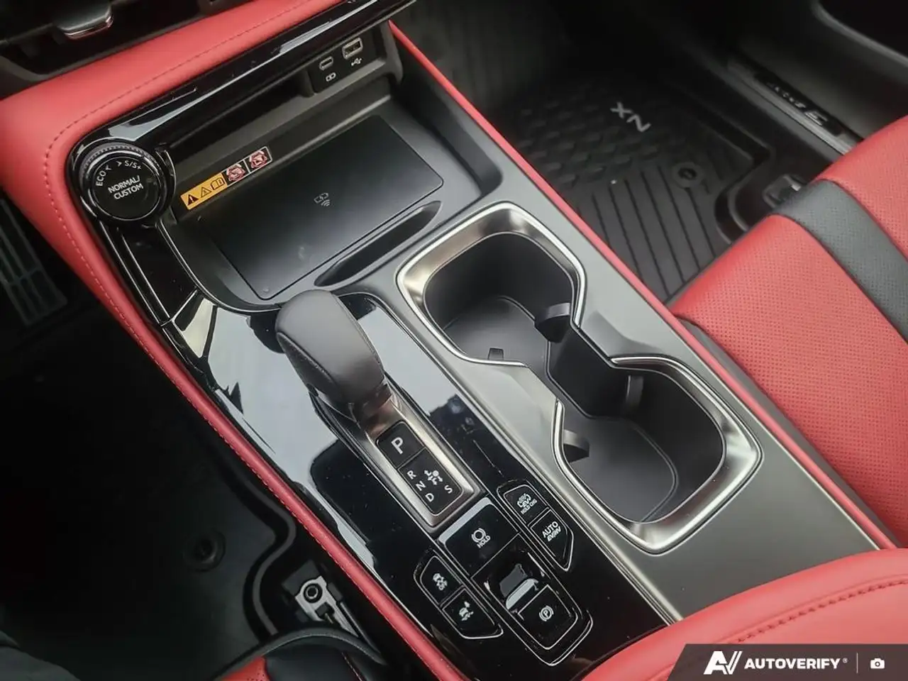 Lexus NX - Image 18