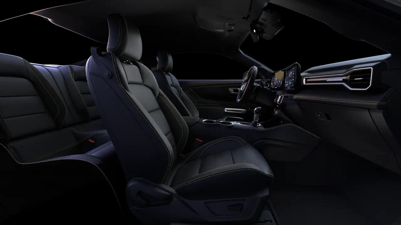 Ford Mustang - Image 5