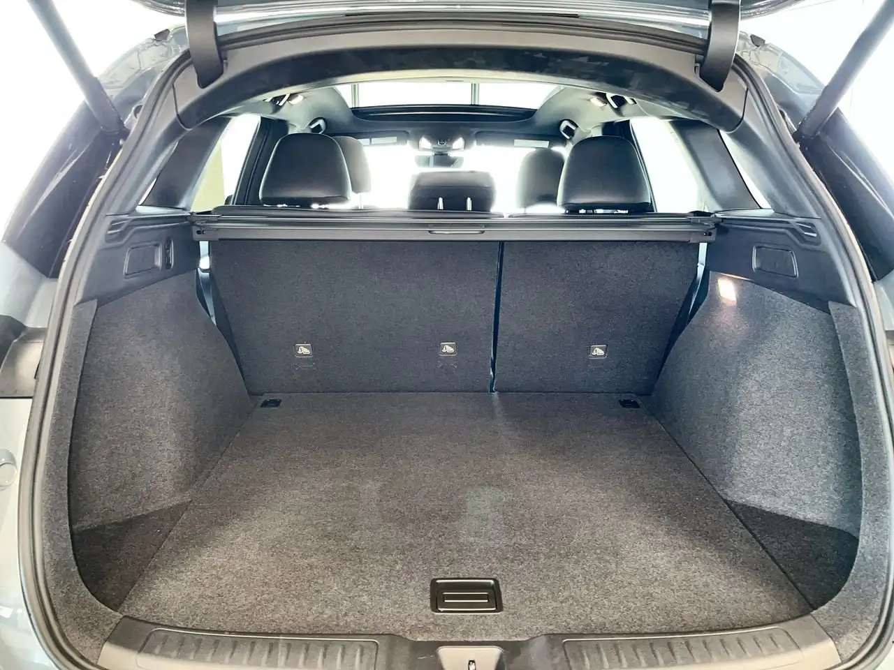 Infiniti QX50 - Image 32