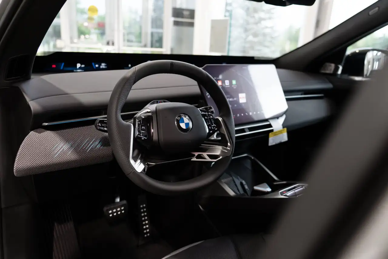 BMW iX3 - Image 17