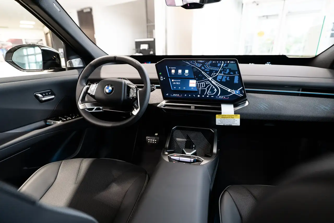 BMW iX3 - Image 28