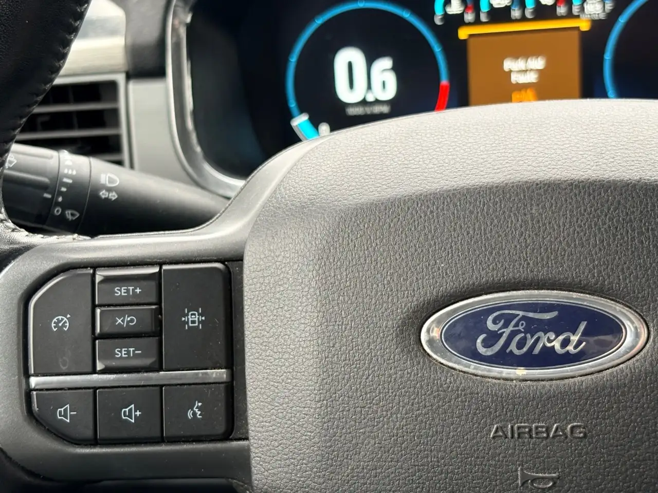 Ford F-150 - Image 21