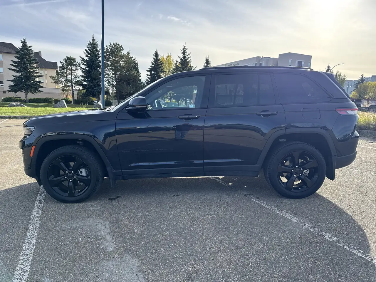 Jeep Grand Cherokee - Image 6