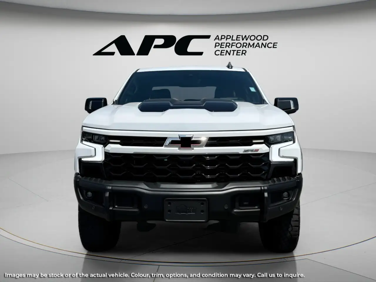 Chevrolet Silverado 1500 - Image 3