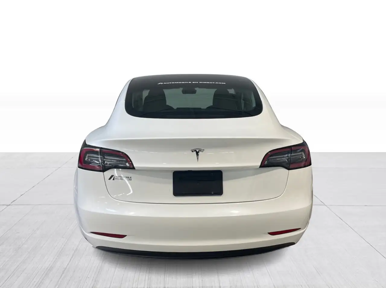 Tesla Model 3 - Image 11