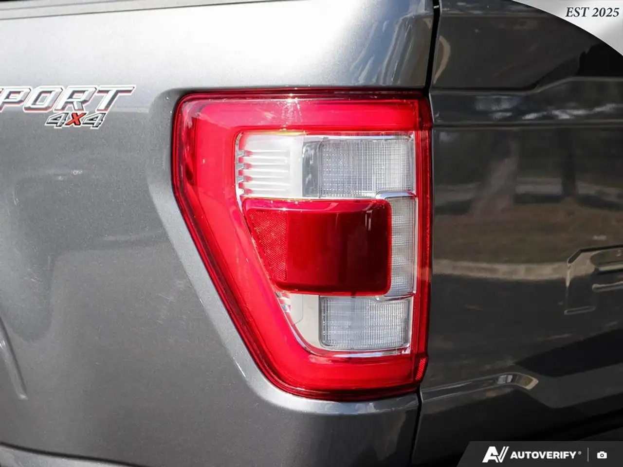 Ford F-150 - Image 12