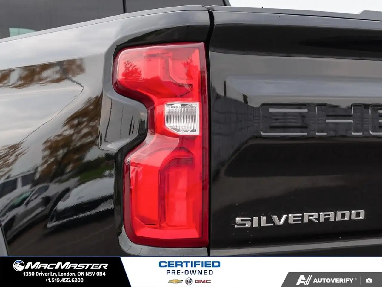 Chevrolet Silverado 1500 - Image 15