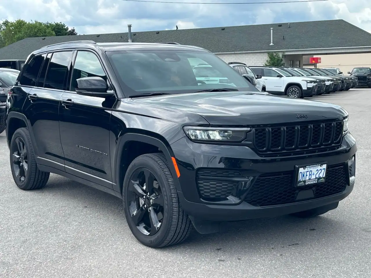 Jeep Grand Cherokee - Image 9