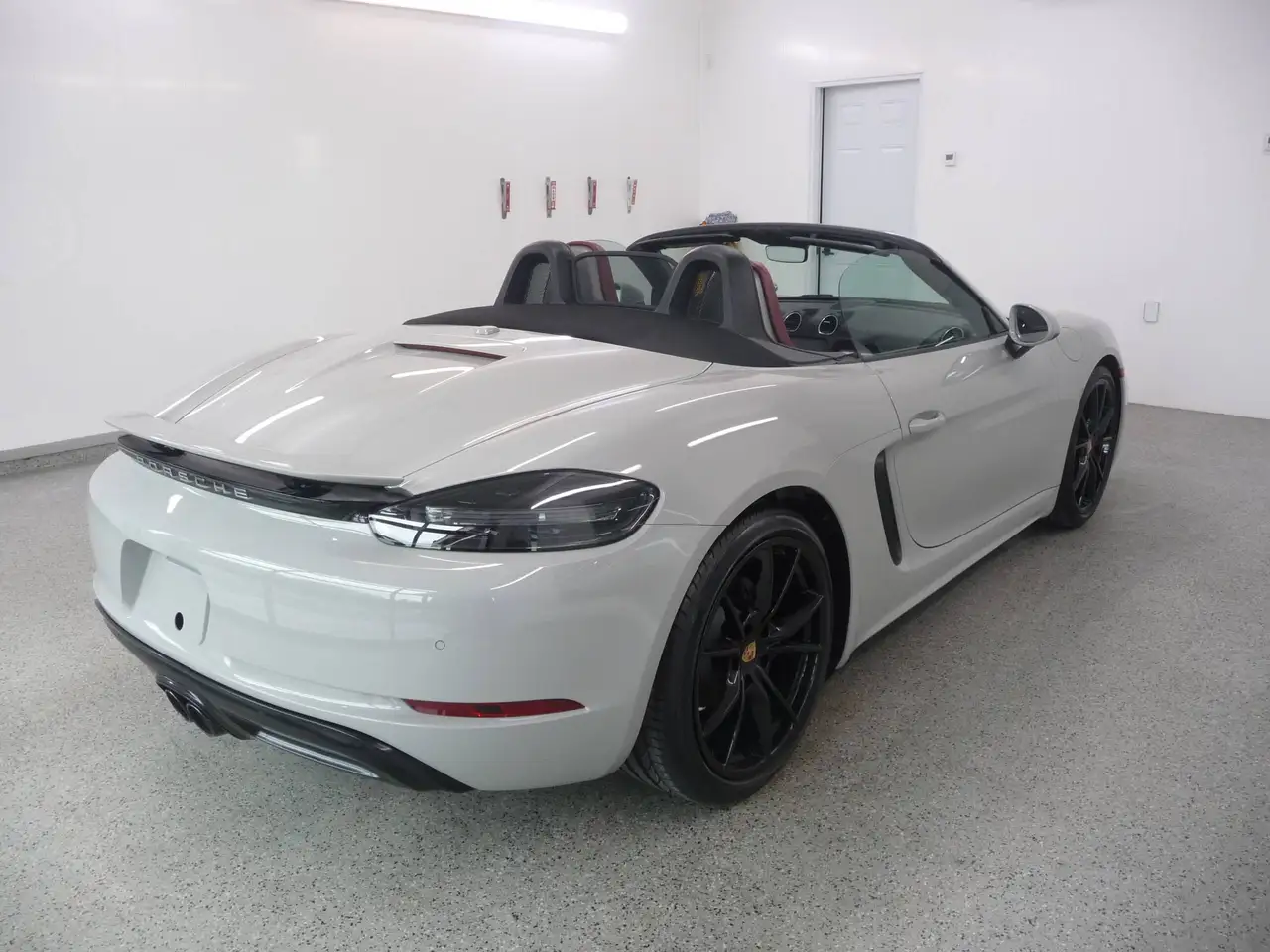 Porsche 718 Boxster - Image 4