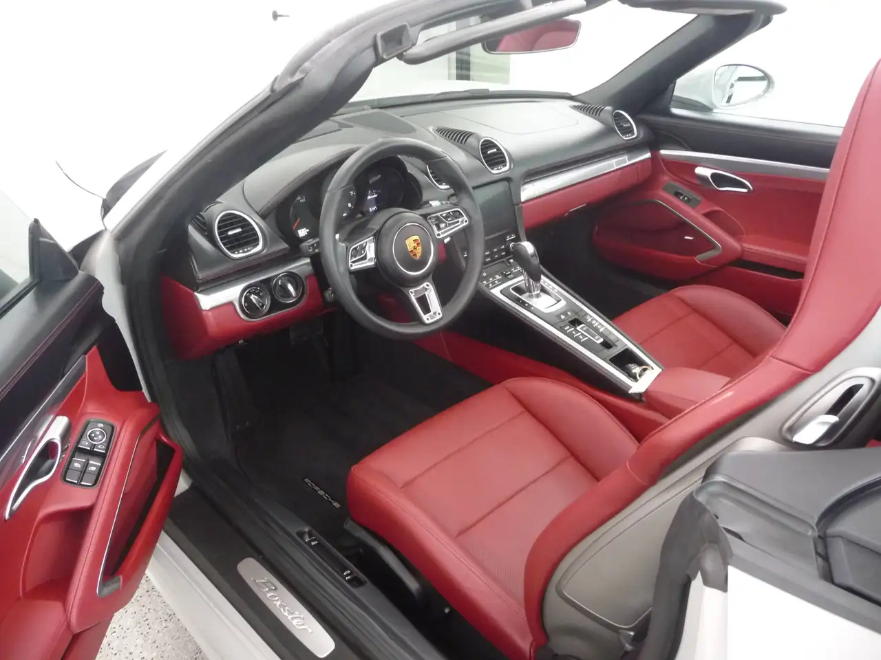 Porsche 718 Boxster - Image 5