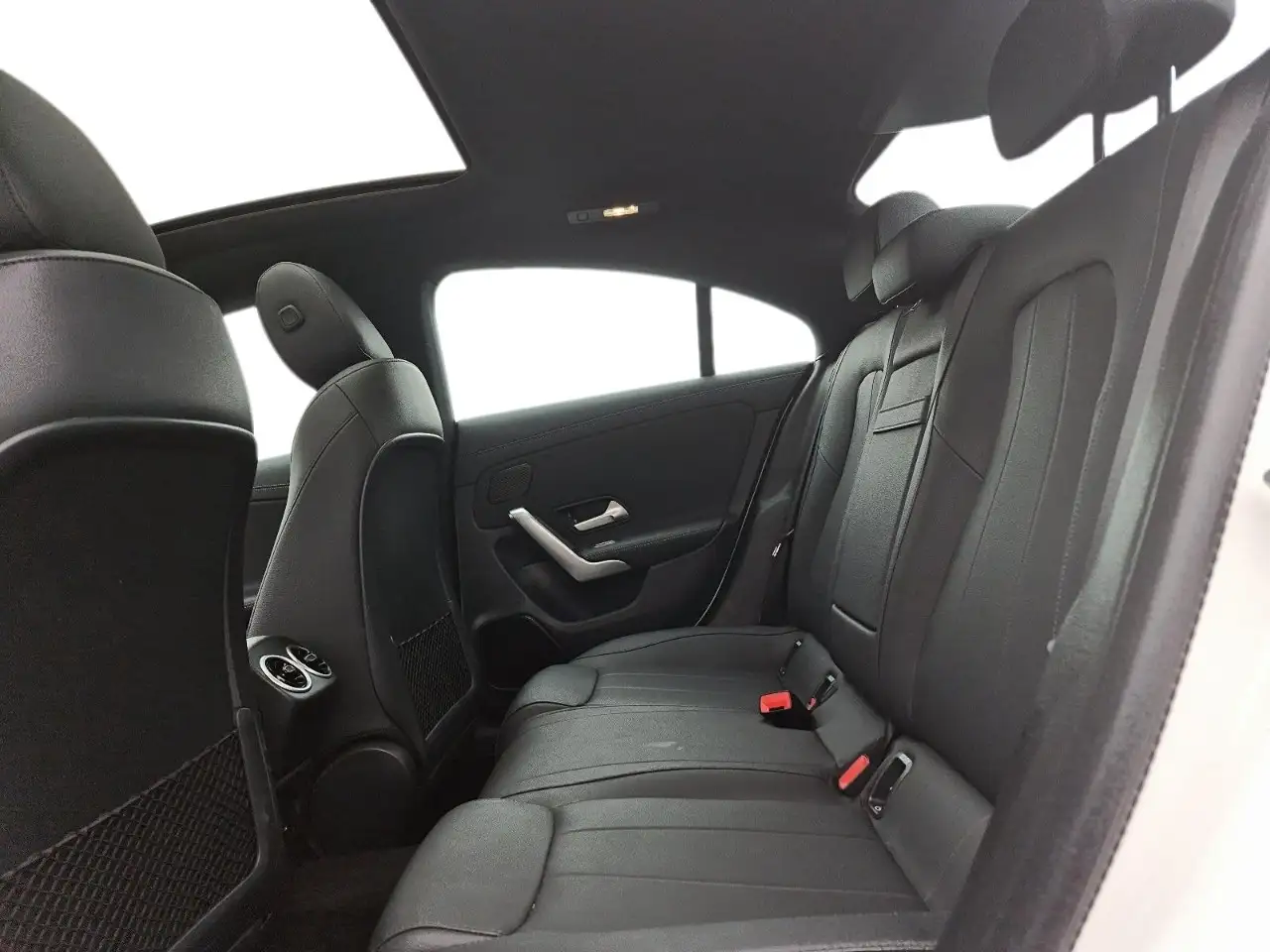 Mercedes-Benz CLA - Image 9