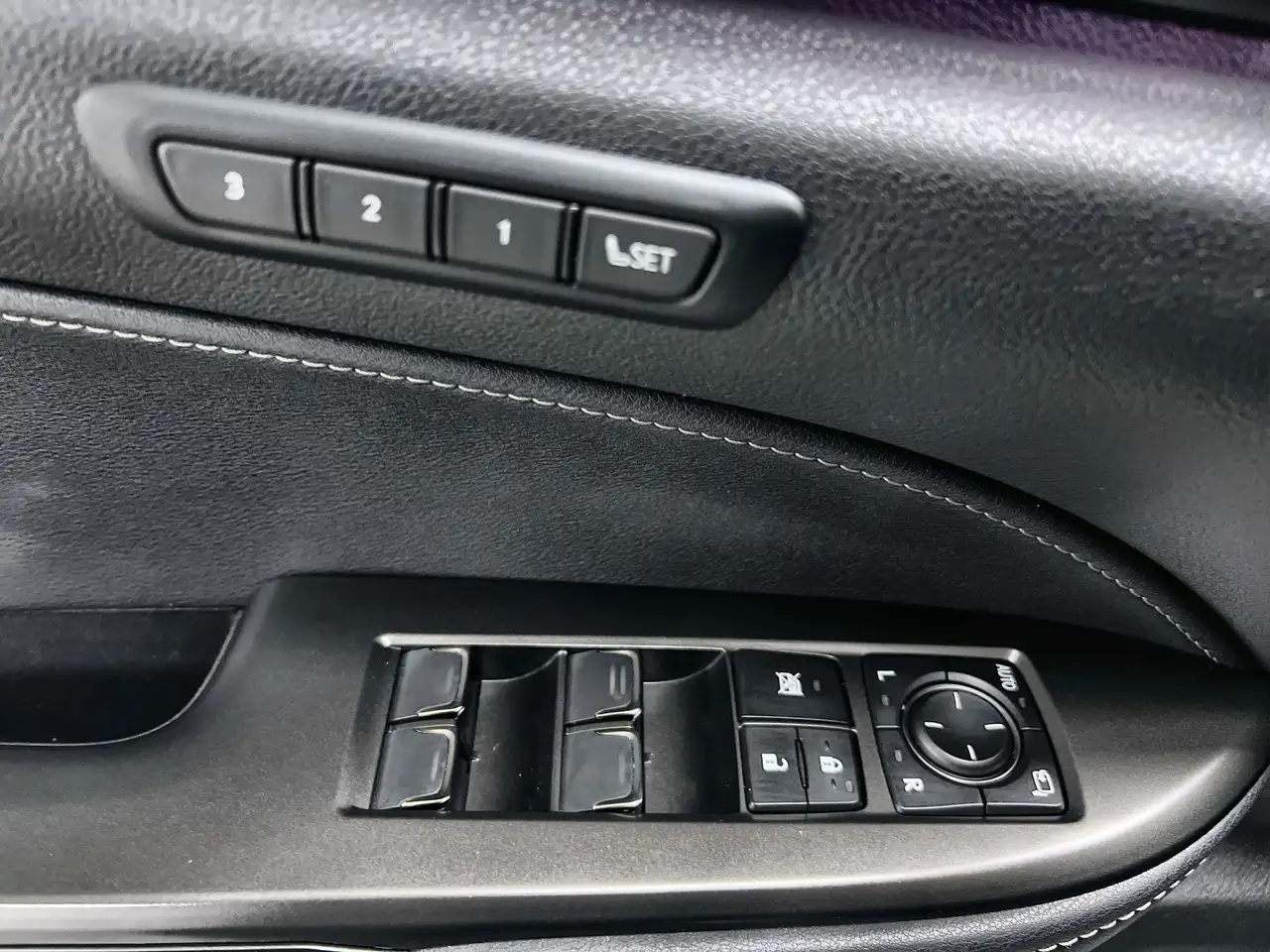 Lexus NX - Image 13
