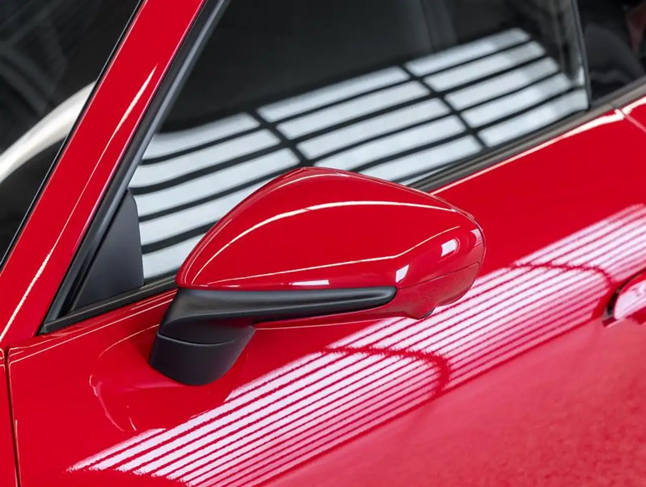 Porsche 911 - Image 41