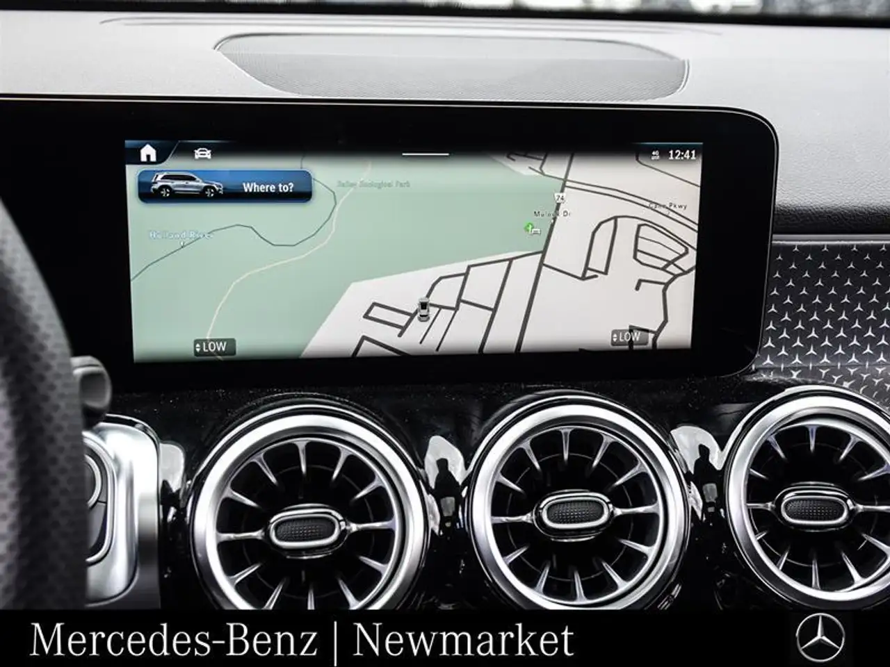 Mercedes-Benz GLB - Image 17