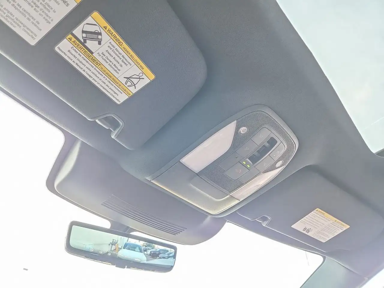 Infiniti QX60 - Image 19