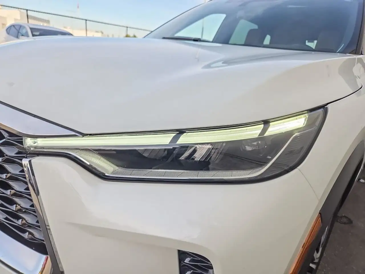Infiniti QX60 - Image 8