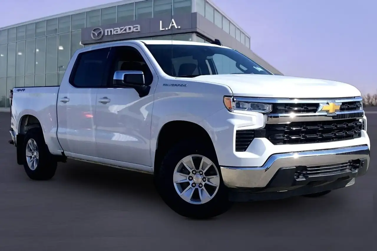 Chevrolet Silverado 1500 - Image 2