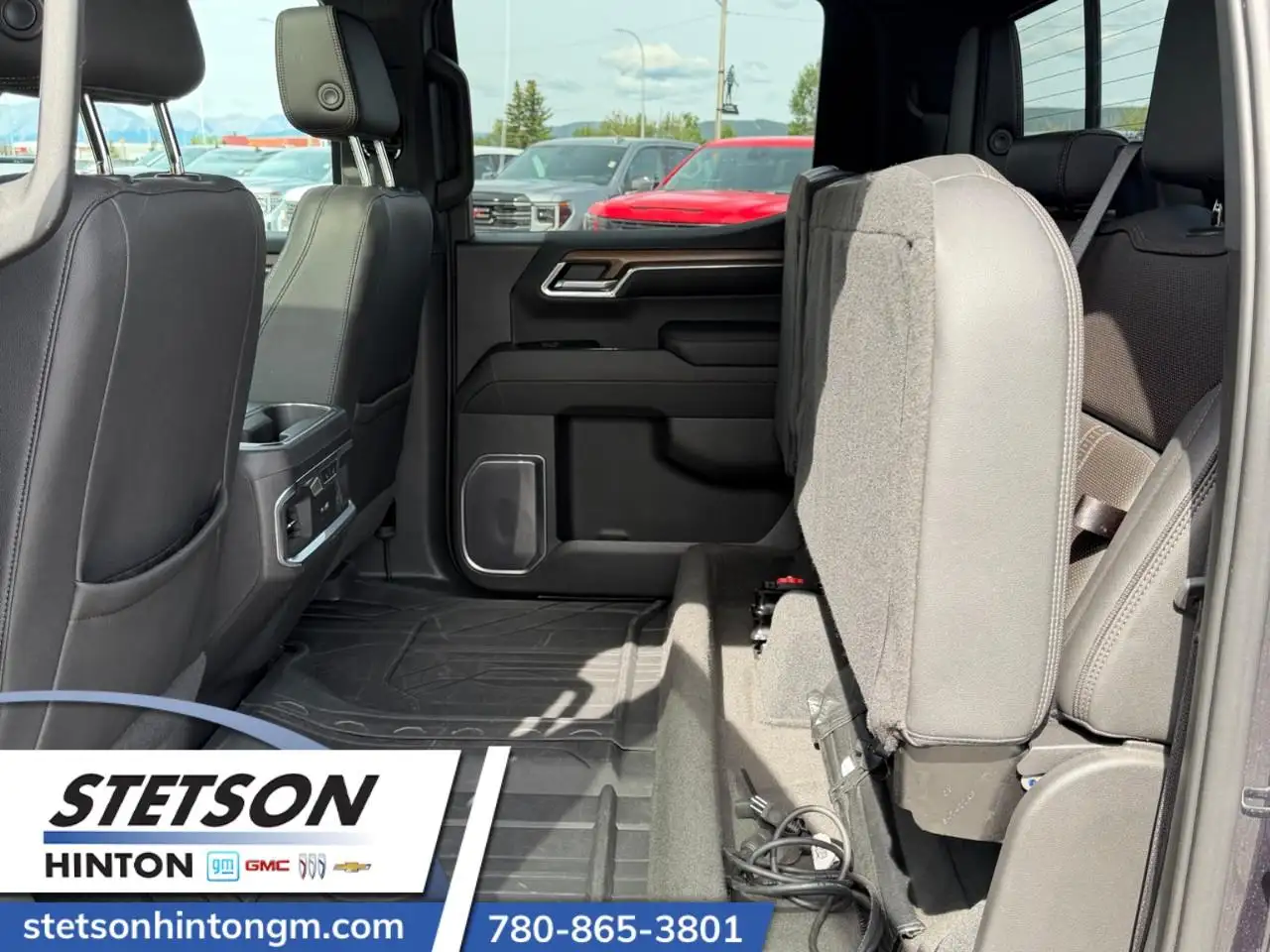 Chevrolet Silverado 1500 - Image 16