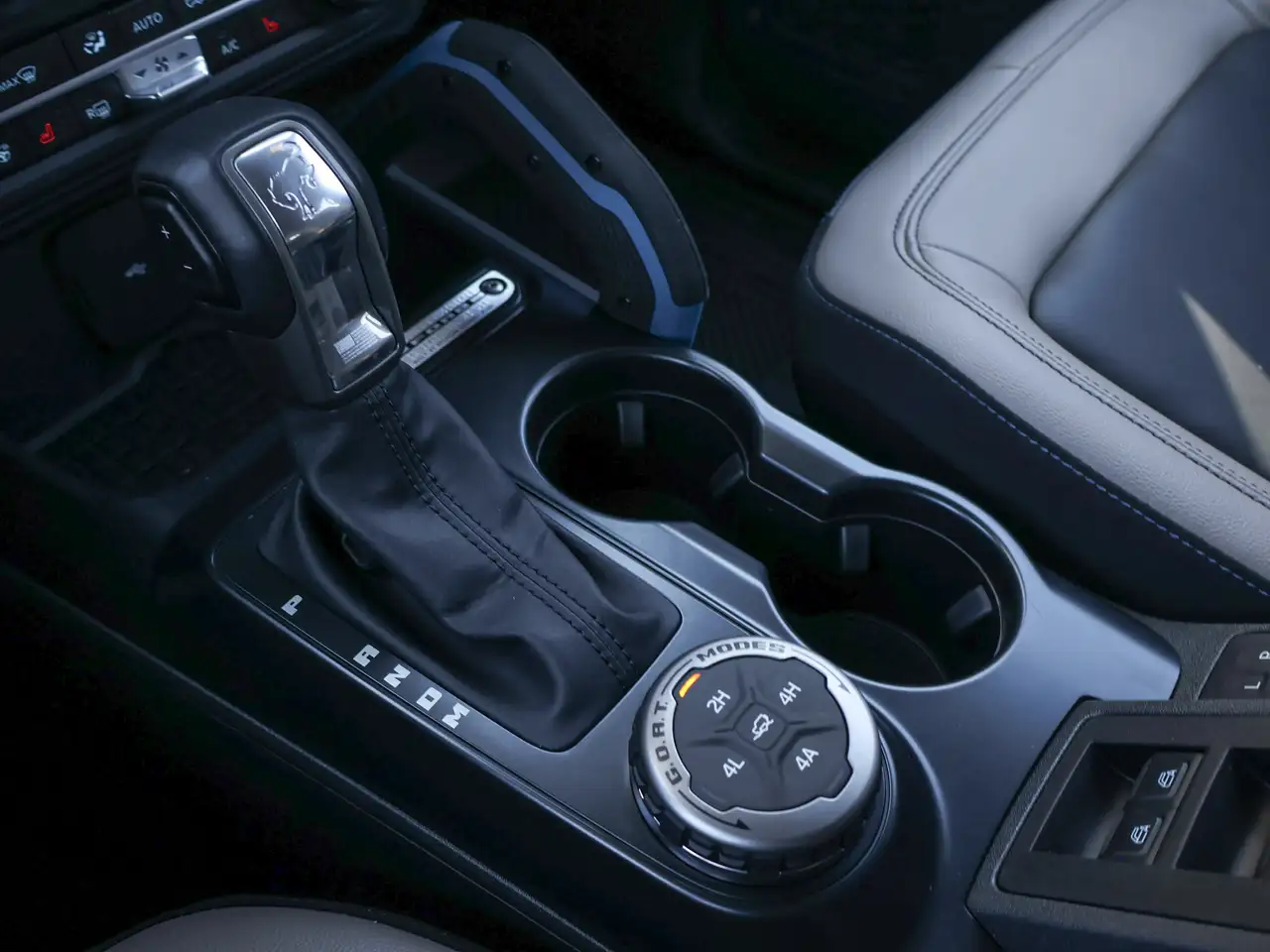 Ford Bronco - Image 38