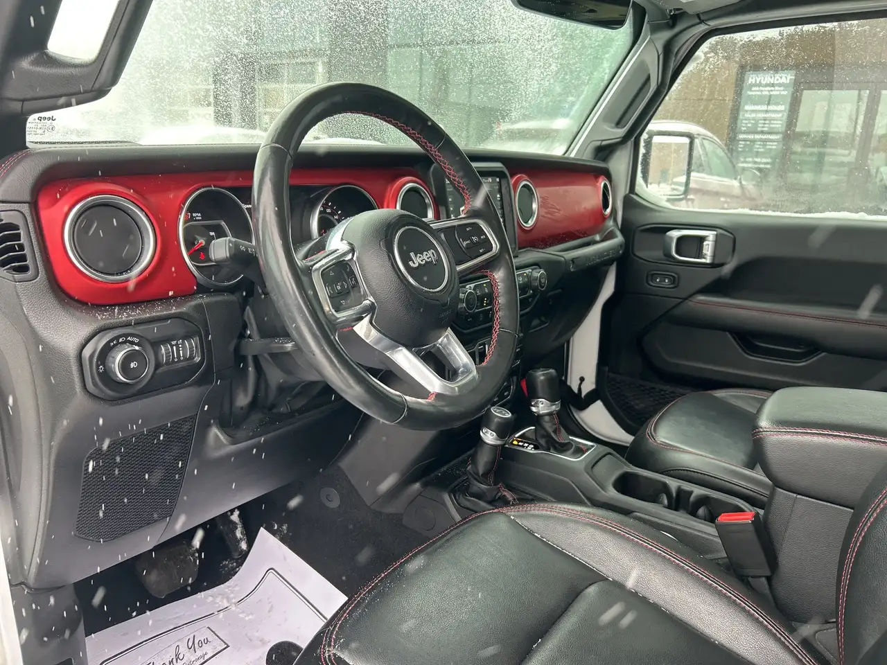 Jeep Wrangler - Image 10