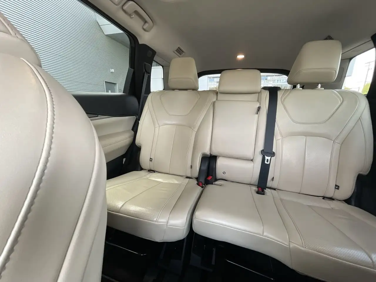 Infiniti QX60 - Image 23