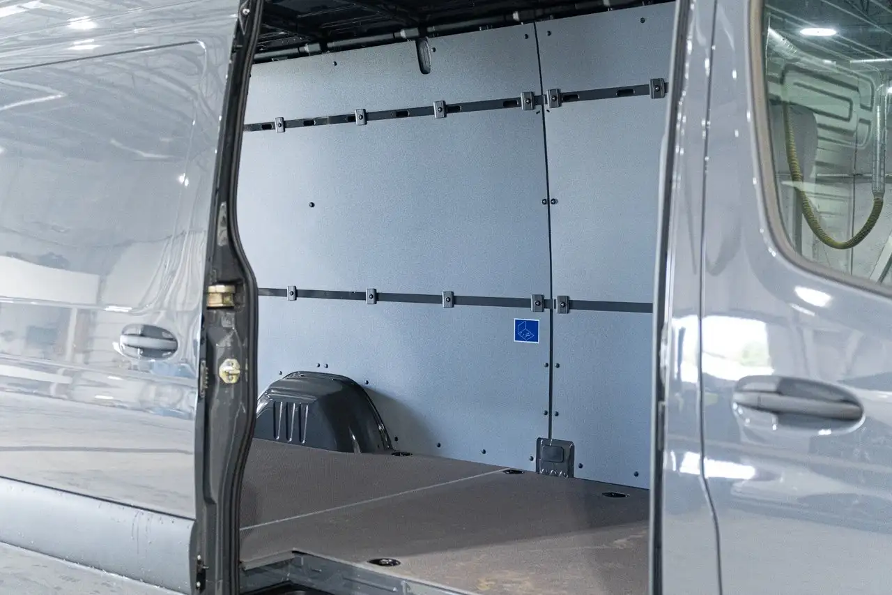 Mercedes-Benz Sprinter 2500 - Image 8