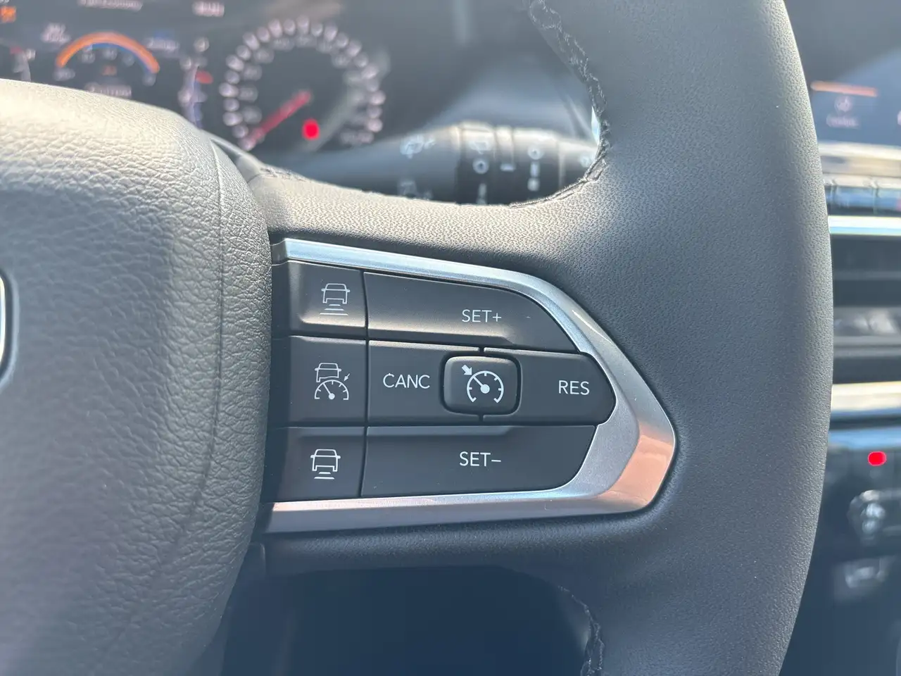 Jeep Compass - Image 22