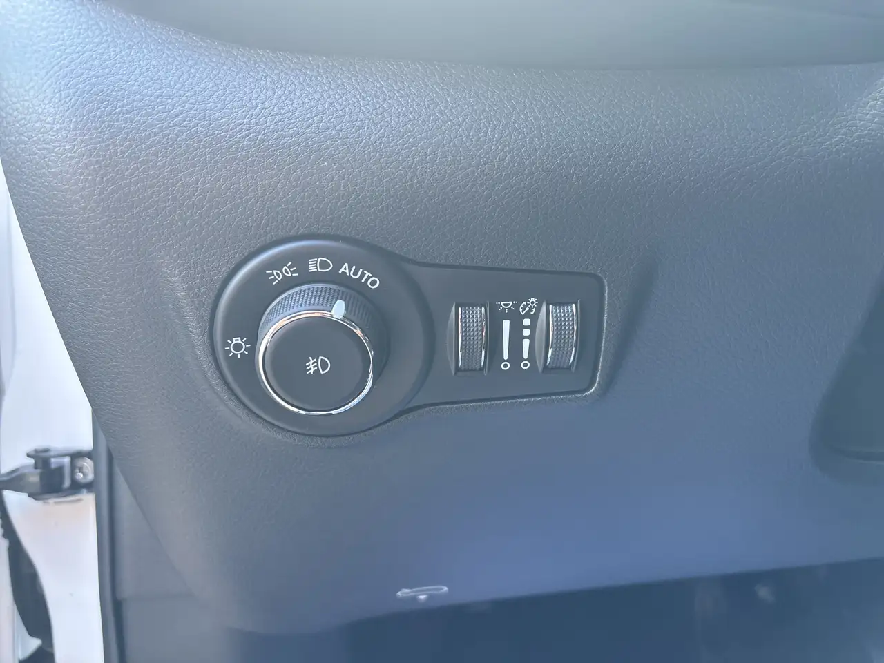 Jeep Compass - Image 16