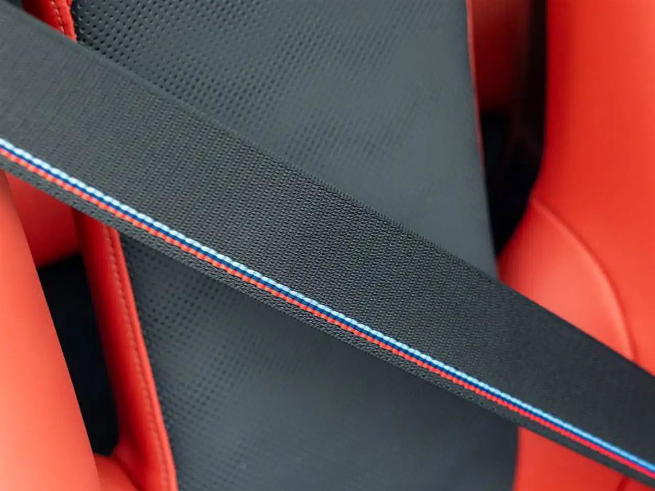 BMW M4 - Image 33