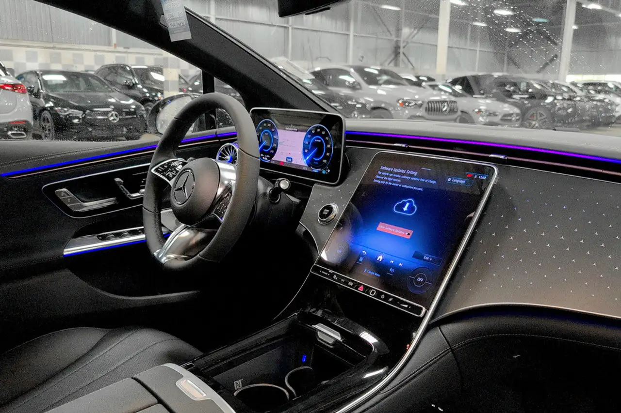 Mercedes-Benz EQE - Image 8