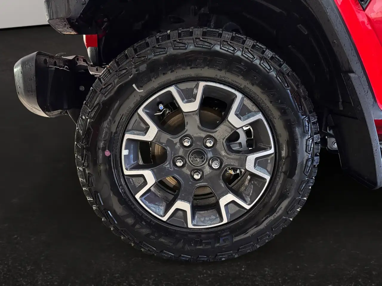 Jeep Wrangler - Image 8