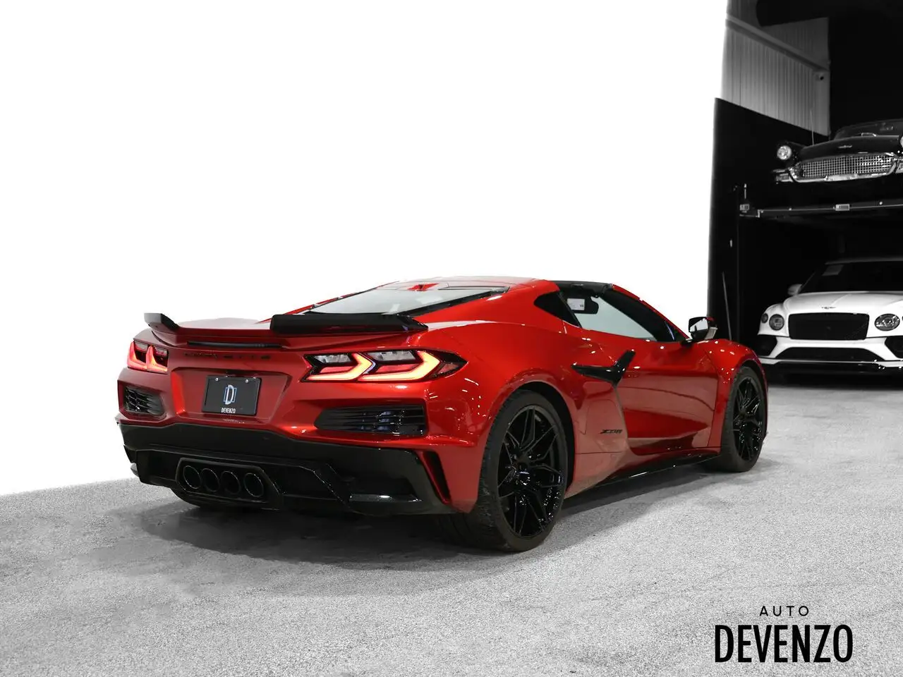 Chevrolet Corvette - Image 4